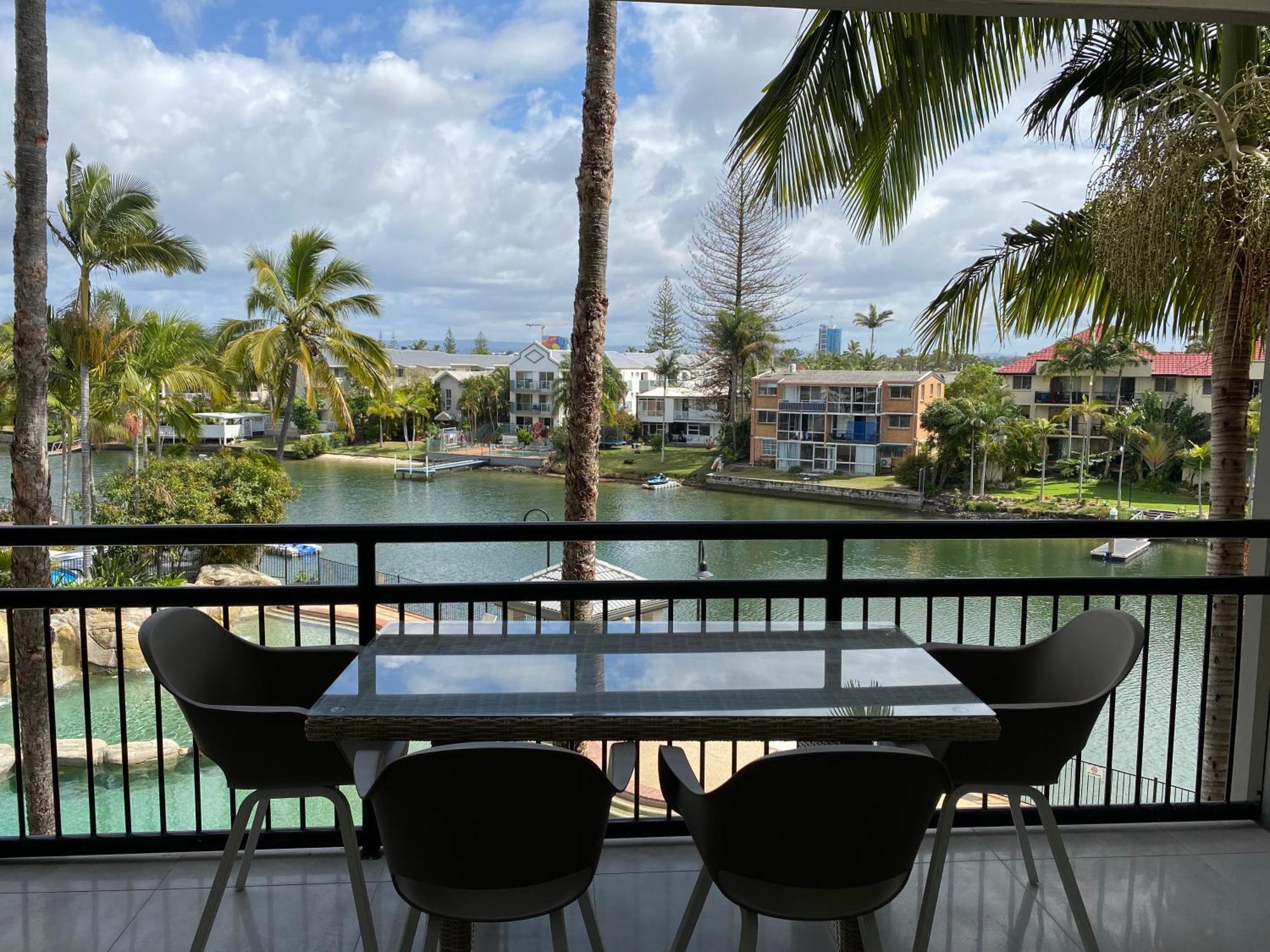 Paradise Island Resort Gold Coast Phòng bức ảnh